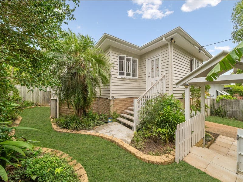 16 Gloucester Street, Brighton — photo 1 of 5