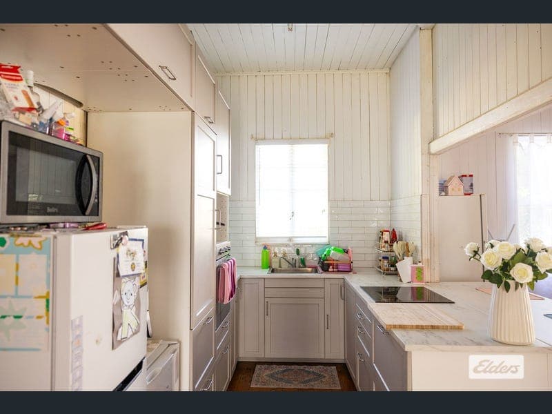 132 Arthur Street, Roma — photo 1 of 5