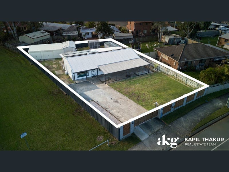 21 Mathews Street, Bethania — photo 1 of 5