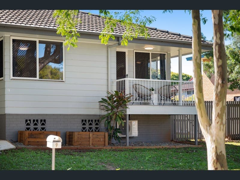9 Barramay Street, Manly West — photo 1 of 5