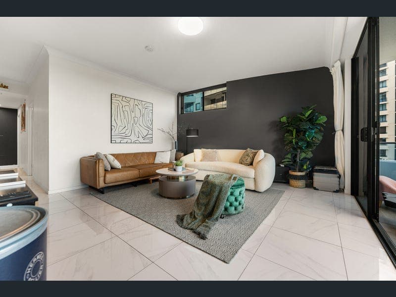 3306/5 Harbour Side Court, Biggera Waters — photo 1 of 5