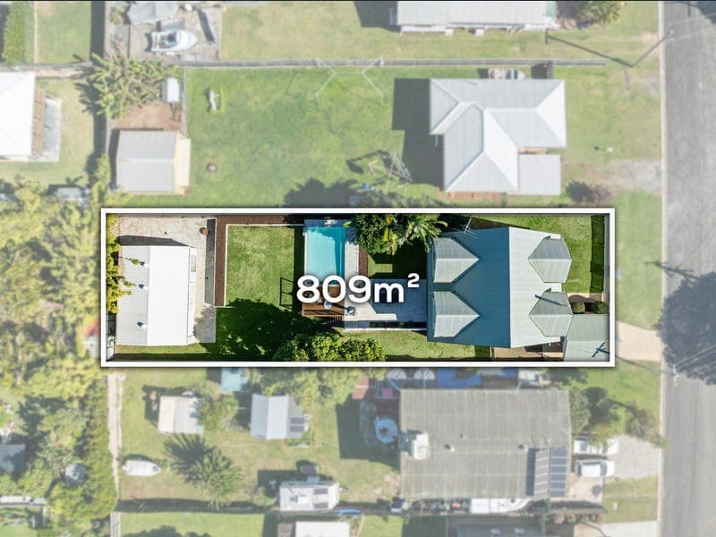 19 Roger Street, Birkdale — photo 1 of 5