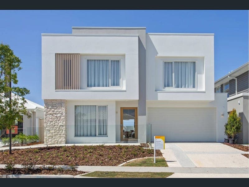 38 Hart Crescent, Nirimba — photo 1 of 5