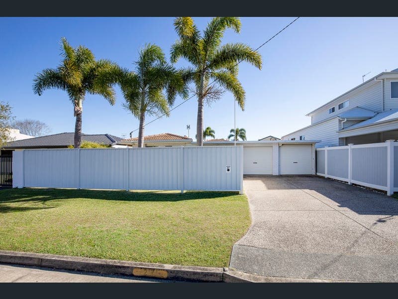 27 Twelfth Avenue, Palm Beach — photo 1 of 5