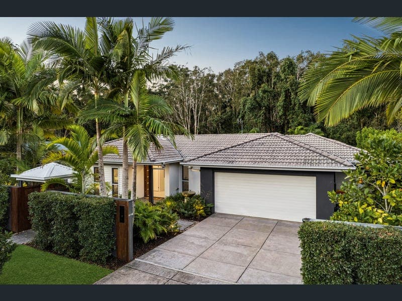 8 Oakleaf Close, Tewantin — photo 1 of 5