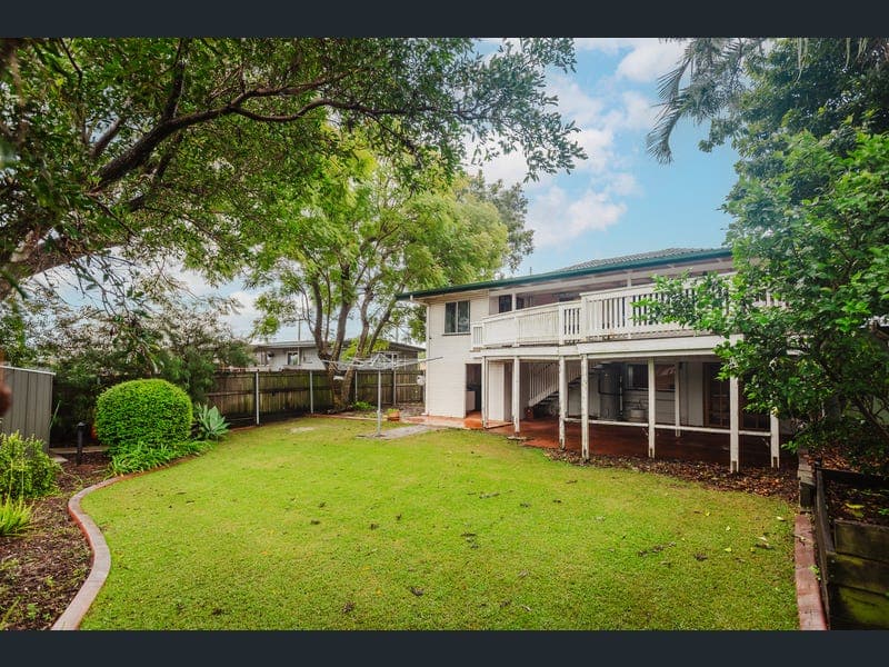 30 Parkmore Street, Boondall — photo 1 of 5