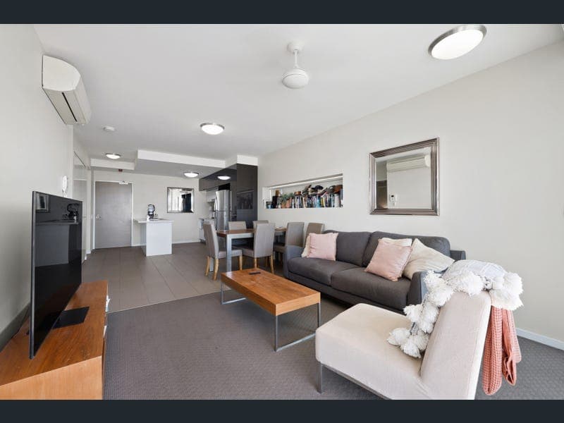205/1 Wilson Street, West Mackay — photo 1 of 5