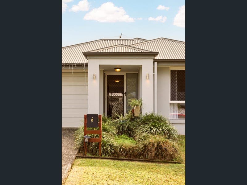 5 Macaw Place, Dakabin — photo 1 of 5