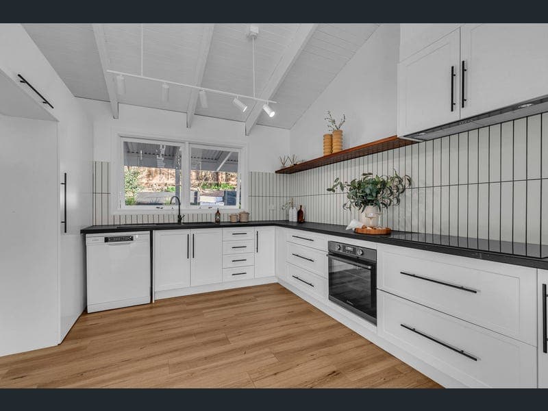 14 Boxthorn Street, Bellbowrie — photo 1 of 5