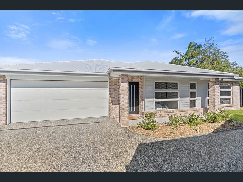 2/12 Portmarnock Drive, Victoria Point — photo 1 of 5
