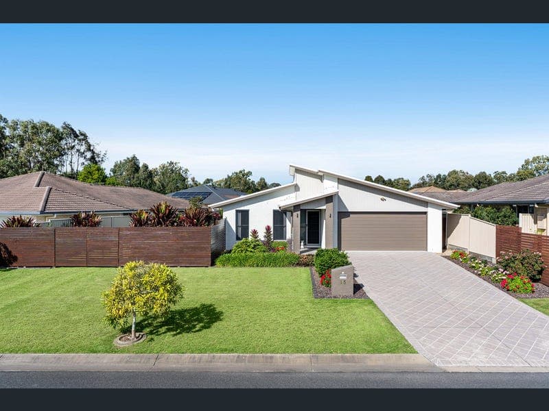 15 Fulbeck Place, Wellington Point — photo 1 of 5