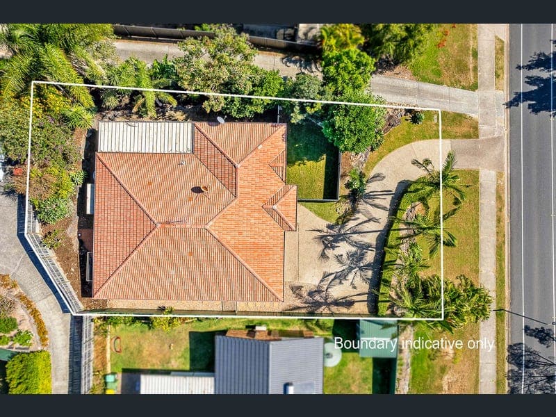 104A Michigan Drive, Oxenford — photo 1 of 5