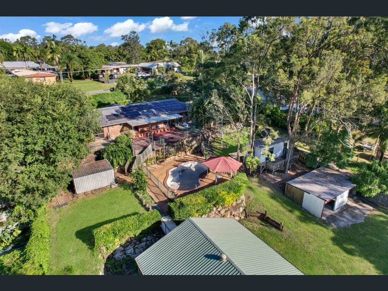 86-88 Springlands Drive, Slacks Creek — photo 1 of 5