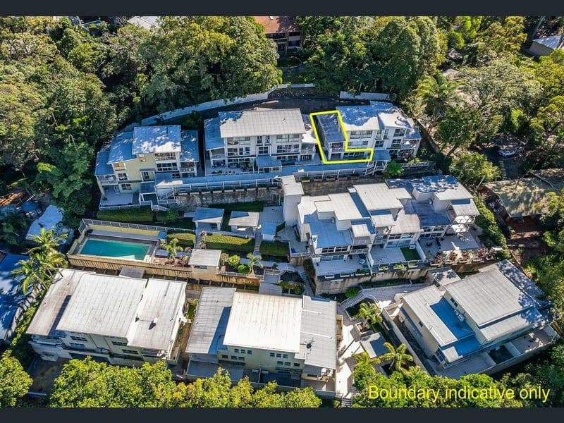 27/1 Hinterland Drive, Mudgeeraba — photo 1 of 5