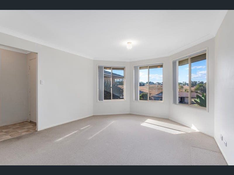 21 Devin Drive, Boonah — photo 1 of 5