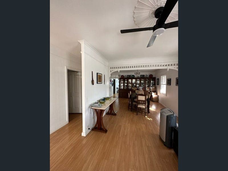 160 BONNEY AVENUE, Clayfield — photo 1 of 5