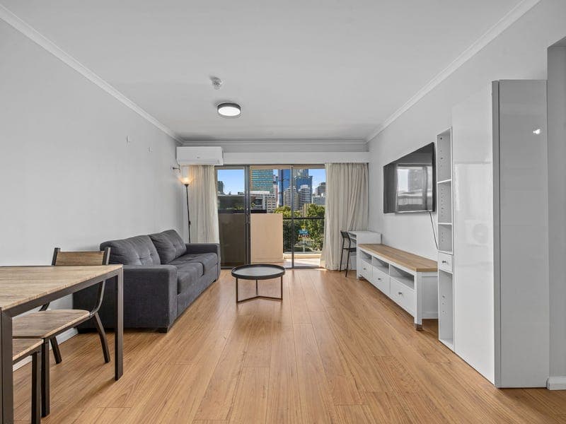 626/20 Montague Road, South Brisbane — photo 1 of 5