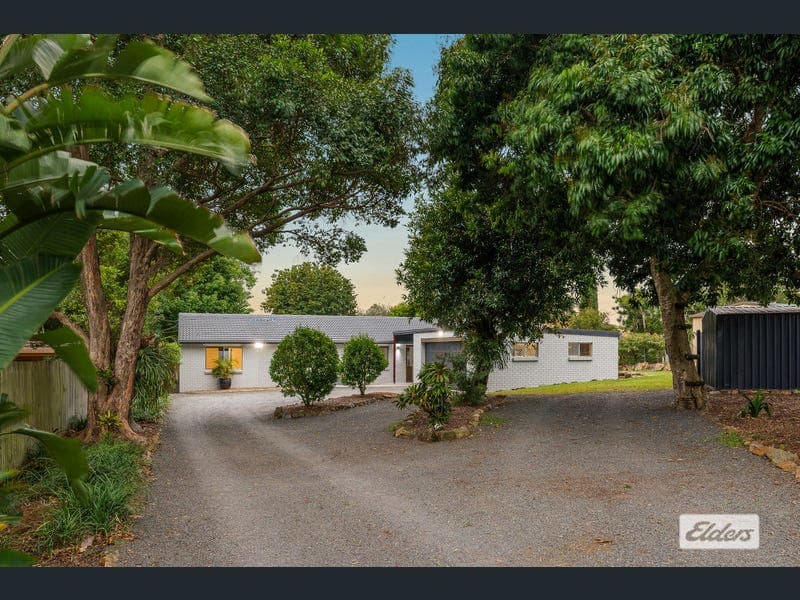 11 Barcelona Place, Slacks Creek — photo 1 of 5