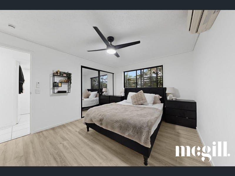 3/4 Grand Parade, Parrearra — photo 1 of 5