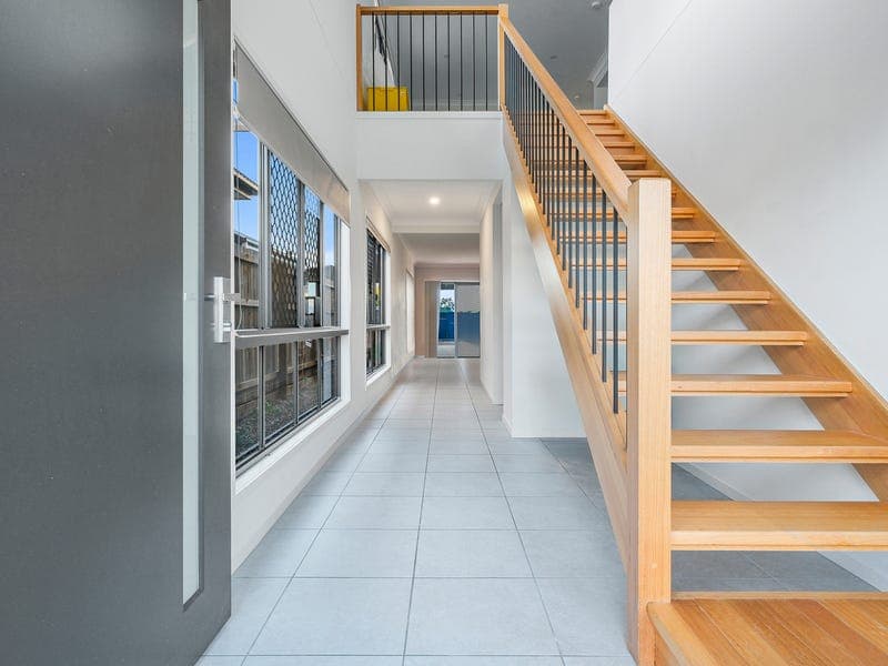 46 Pearl Street, Pallara — photo 1 of 5