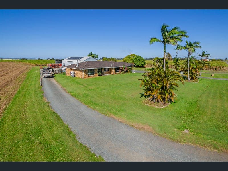 176 School Road, Woongoolba — photo 1 of 5