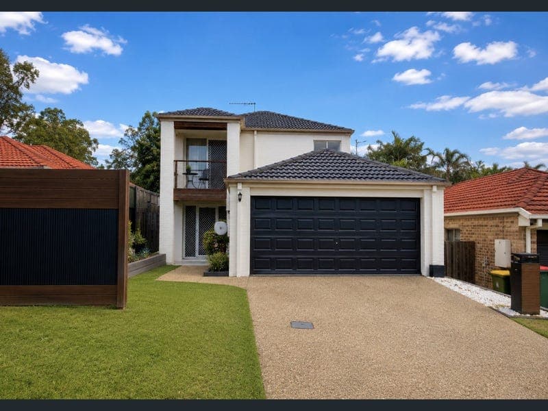 11 Pintail Crescent, Forest Lake — photo 1 of 5
