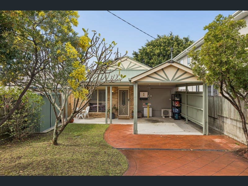 34 Innes Street, Geebung — photo 1 of 5
