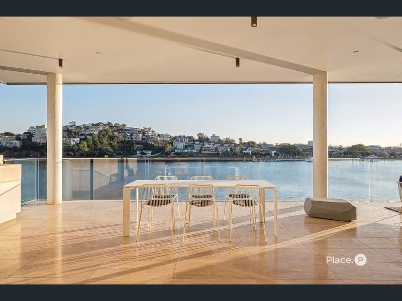 12/63 Byron Street, Bulimba — photo 1 of 5
