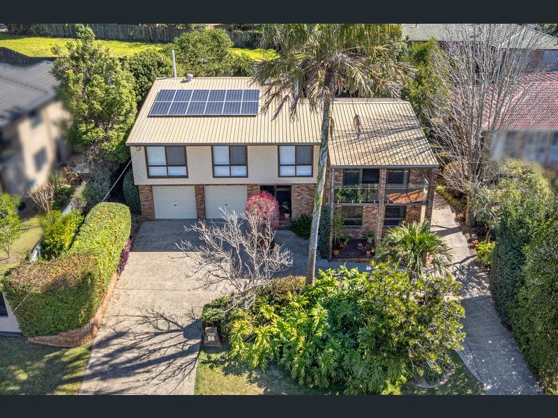 59 Mackenzie Street, Mount Lofty — photo 1 of 5