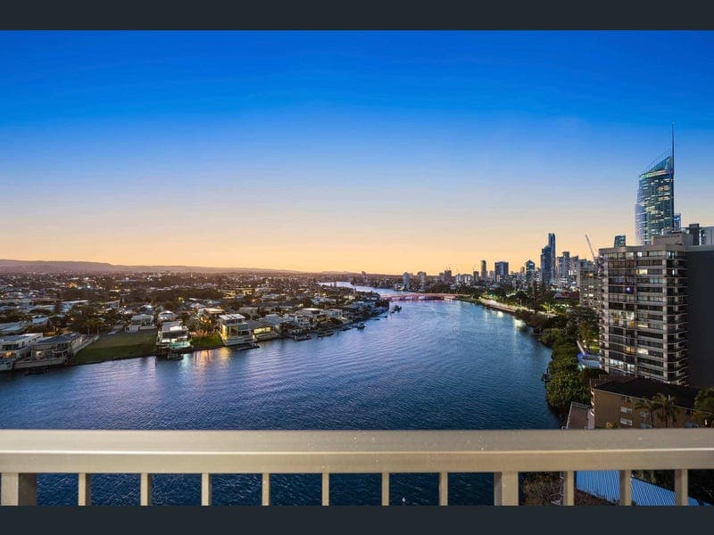 47/2916 Gold Coast Highway, Surfers Paradise — photo 1 of 5