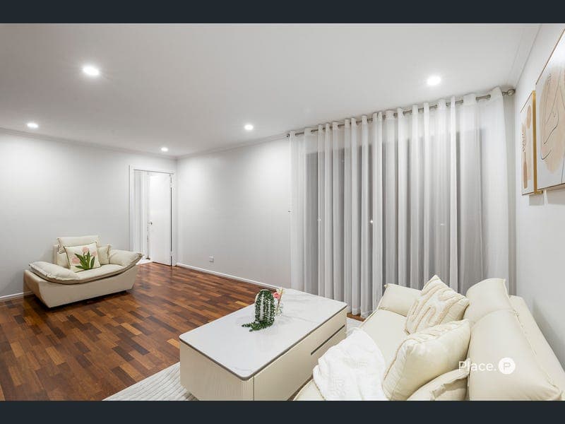 22 Harlequin Street, Sunnybank Hills — photo 1 of 5