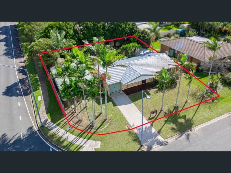 2 Lewis Street, Caboolture — photo 1 of 5