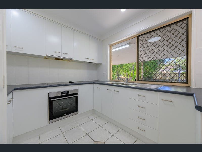 74 Boles Street, West Gladstone — photo 1 of 5