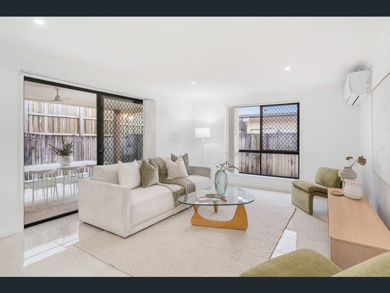 8B Columbus Court, Bray Park — photo 1 of 5