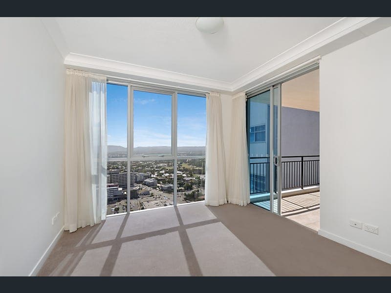1289/56 Scarborough Street, Southport — photo 1 of 5