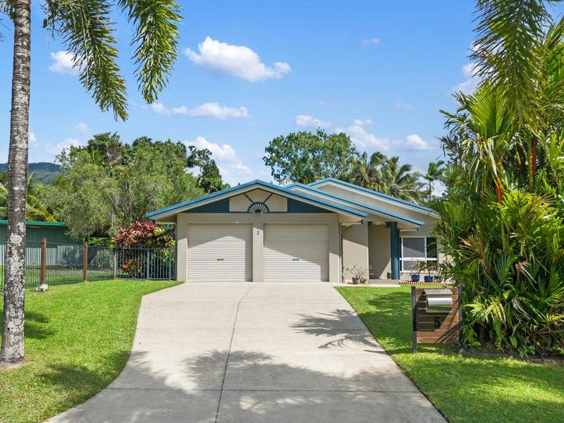 5 Solomon Close, Brinsmead — photo 1 of 5