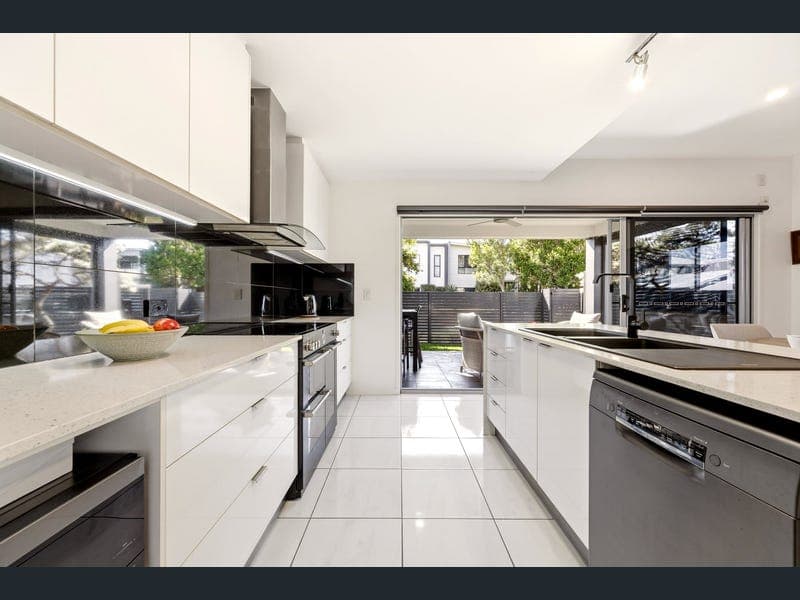 13 Cheyenne Way, Maroochydore — photo 1 of 5