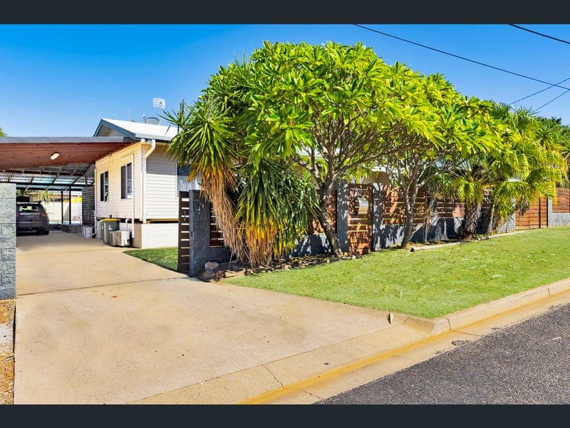 27 Lae Street, Mount Isa — photo 1 of 5