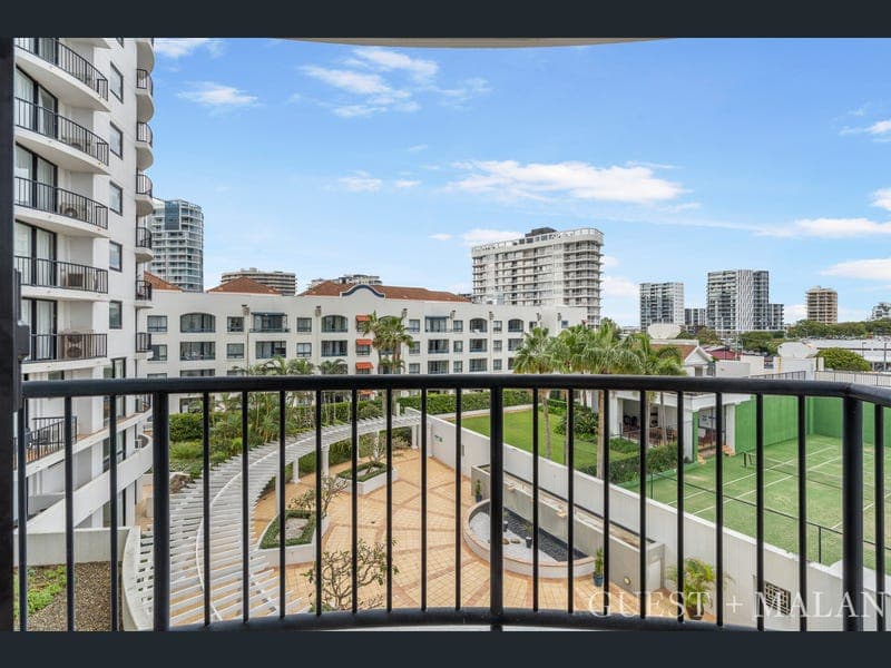 301/88 Marine Parade, Coolangatta — photo 1 of 5