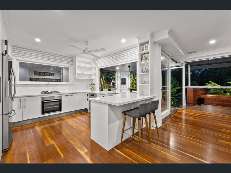 28 Glenrosa Road, Red Hill — photo 1 of 5