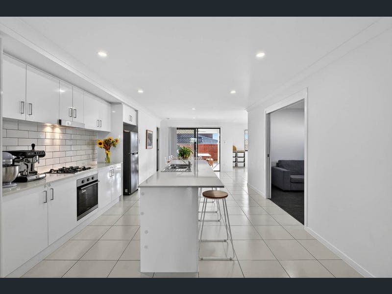 2 Kincraig Circuit, Spring Mountain — photo 1 of 5