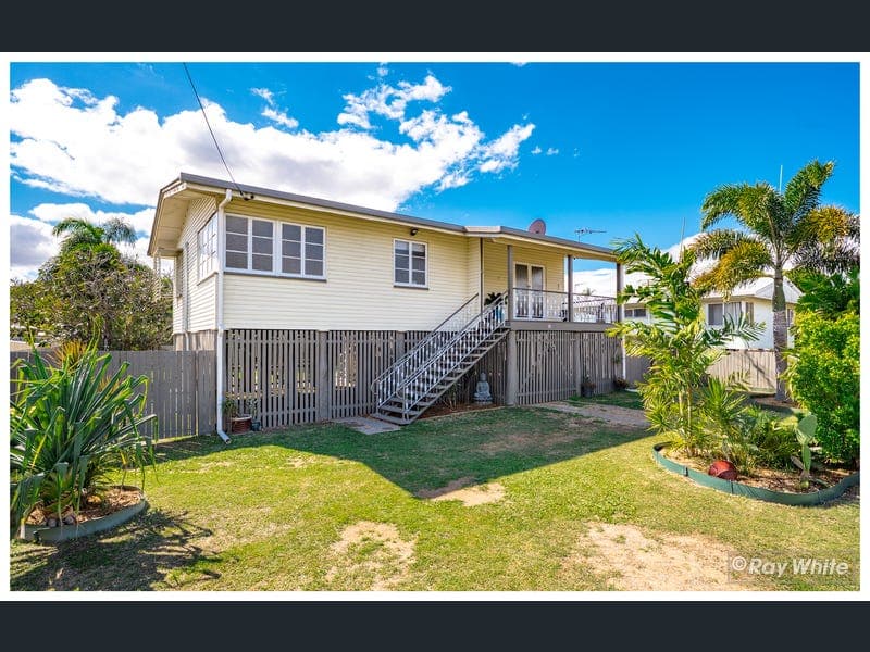 16 WAMBOOL STREET, West Rockhampton — photo 1 of 5