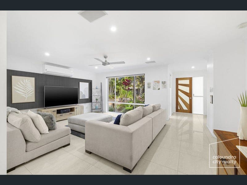61 Kalana Road, Currimundi — photo 1 of 5