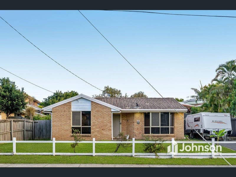 220 Eagle Street, Collingwood Park — photo 1 of 5