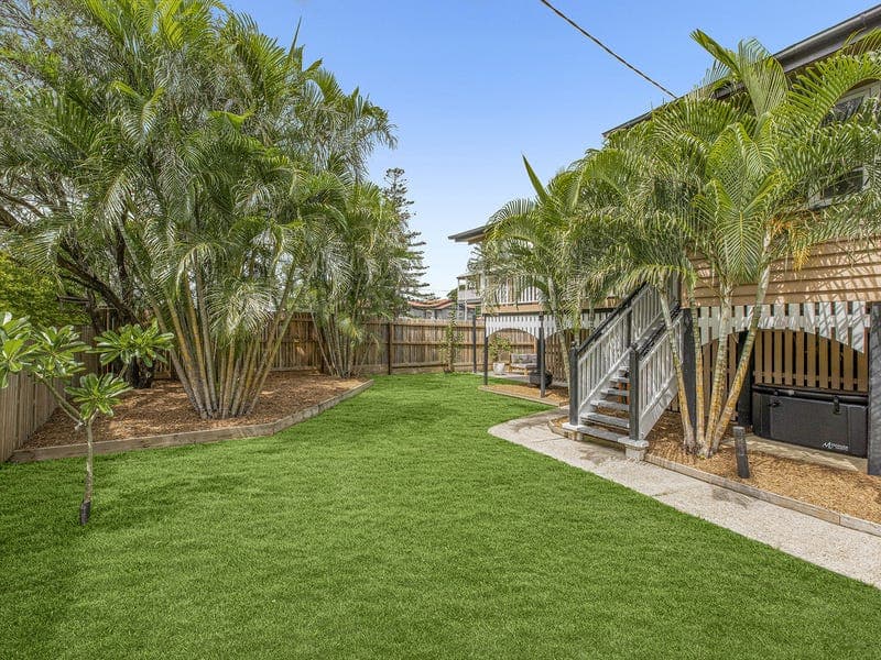 10 Cook Street, Oxley — photo 1 of 5