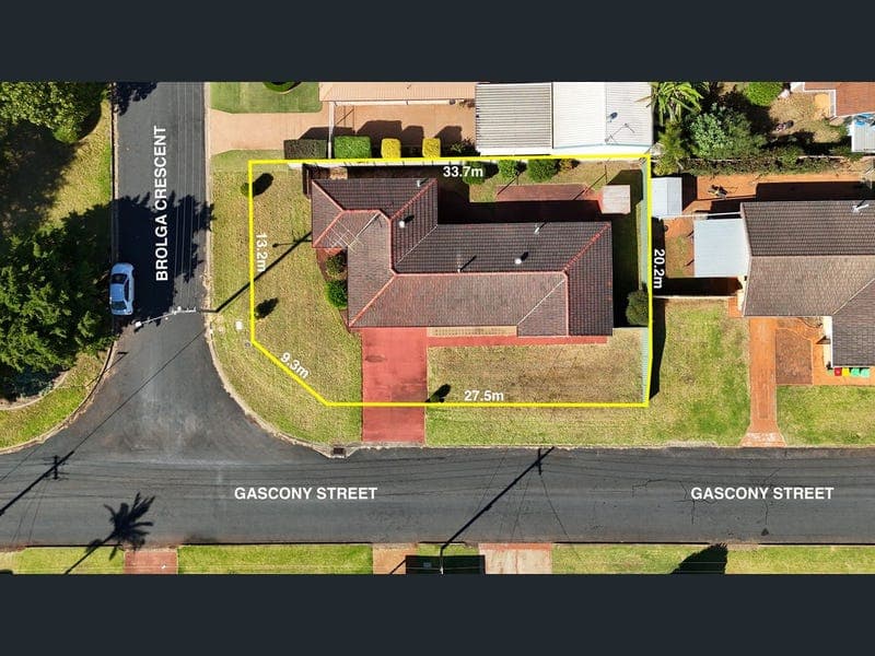 18 Gascony Street, Harristown — photo 1 of 5