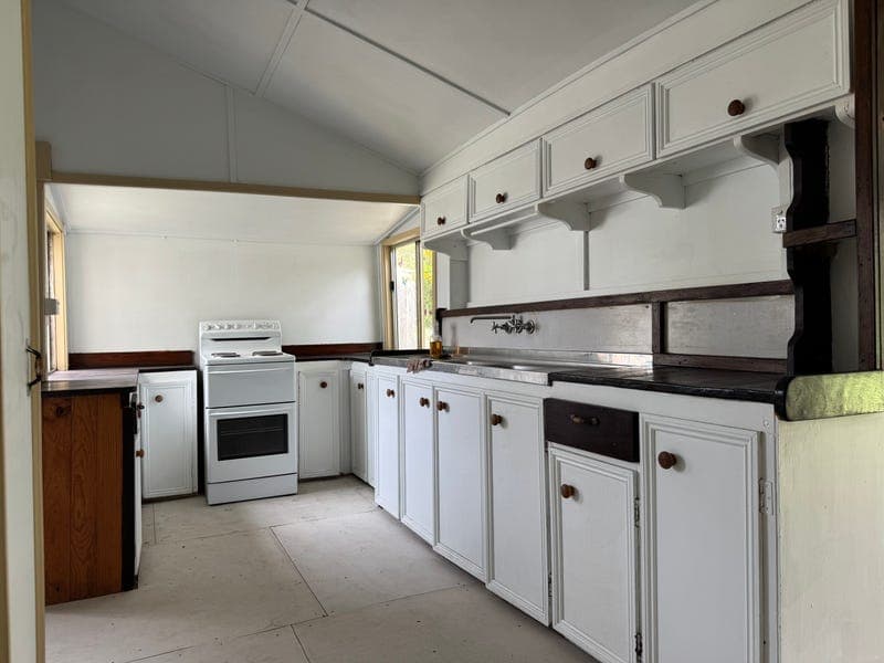 17 Reynolds Street, Nebo — photo 1 of 5