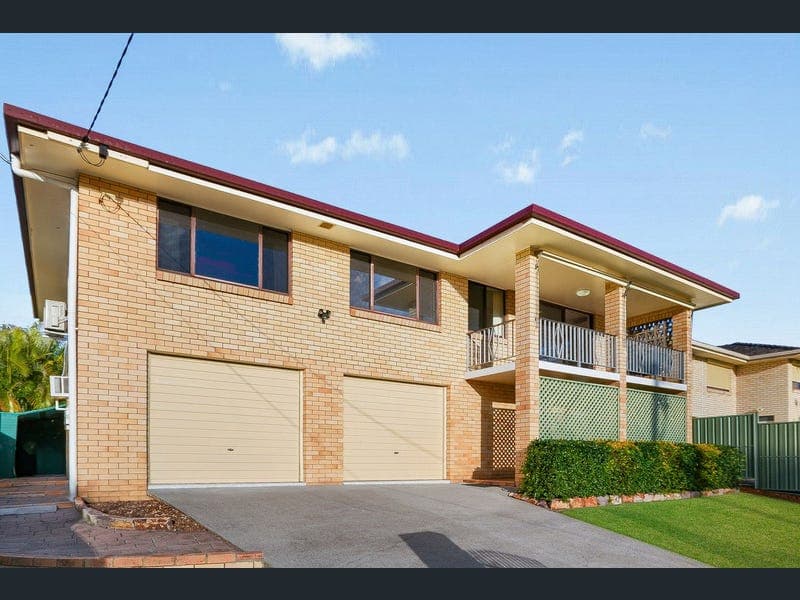 76 Strathford Avenue, Albany Creek — photo 1 of 5