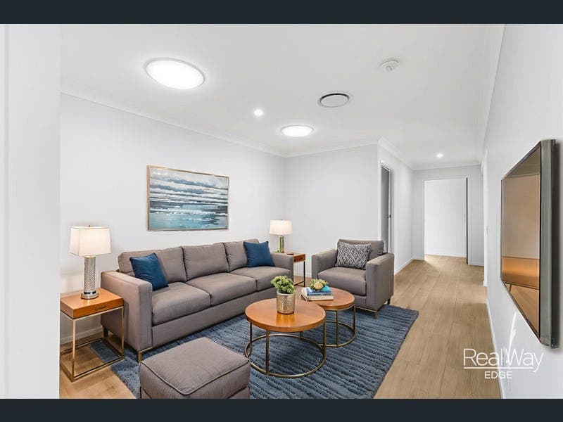 14 Maximillian Crescent, Deebing Heights — photo 1 of 5