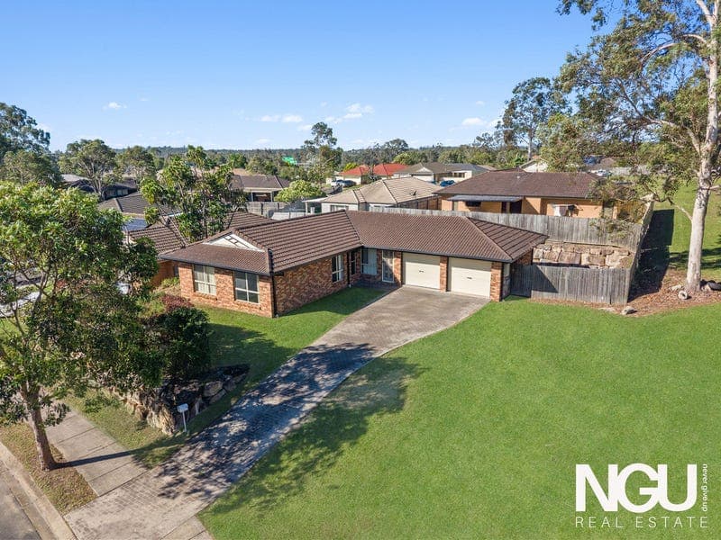 25 Ashbourne Avenue, Goodna — photo 1 of 5